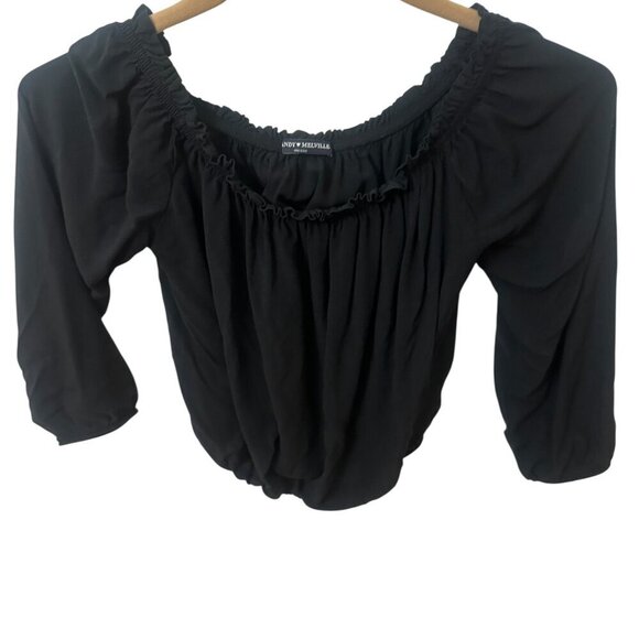 Brandy Melville Women's OS Maura Off Shoulder Crop Top Black Italian Breezy 3/4 - Picture 2 of 5